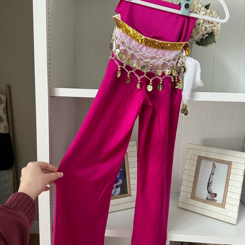 Hot Pink Arabian Dance Costume. Comes with pants, top, +accessories